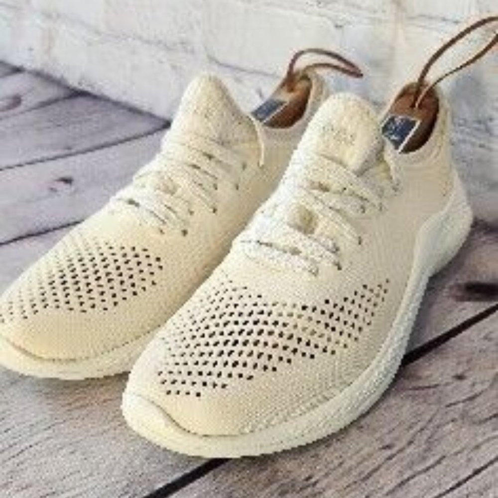 Crocs LiteRide Pacer Women's Size 8 Casual Comfort Sneaker Shoes Winter White